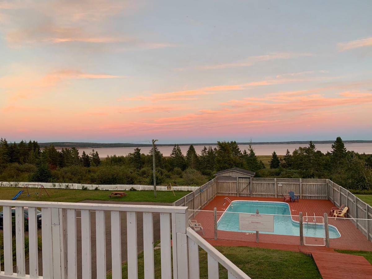 Hopewell Rocks Motel & Country Inn Hopewell Cape Exteriör bild